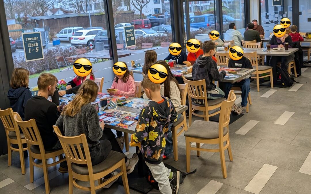 Monatliche Pokémon-Treffen der Spielhöhle-Community